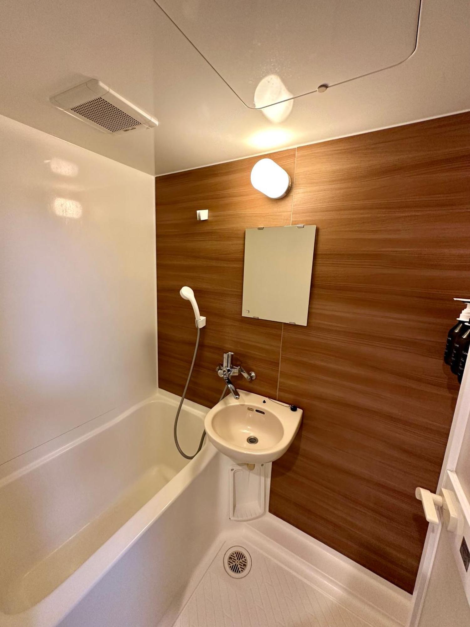 Apartament 浅草寺3分 浅草駅6分 寝室+リビング2-4人 スカイツリービュー 駅近 成田空港&羽田空港直通 Tokio Zewnętrze zdjęcie